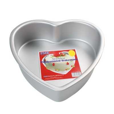 Zoom bild av PME Deep Heart Cake Pan 25 x 7,5 cm